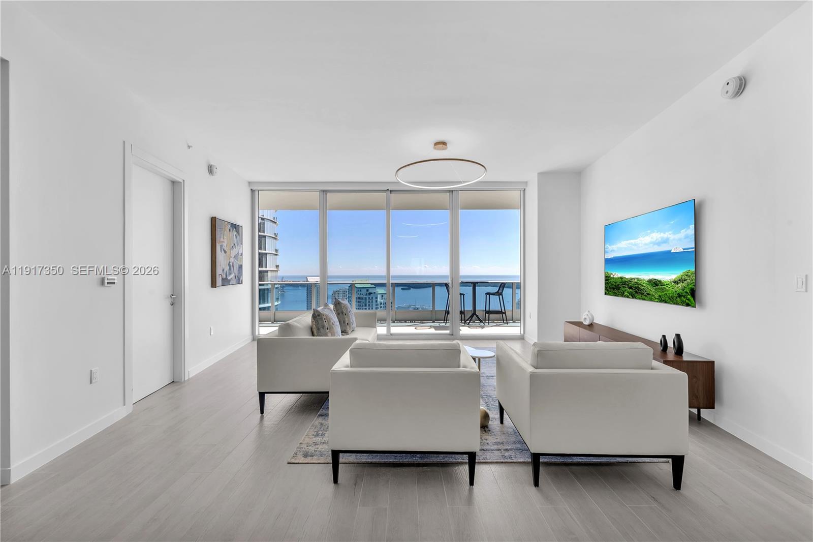 200 Biscayne Boulevard Way #5103, Miami FL 33131