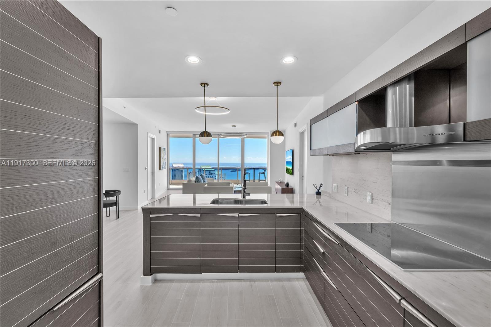 200 Biscayne Boulevard Way #5103, Miami FL 33131