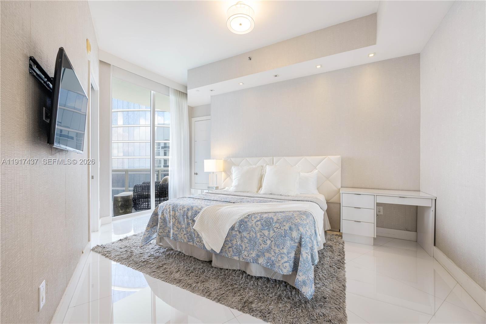 15811 Collins Ave #4107, Sunny Isles Beach FL 33160