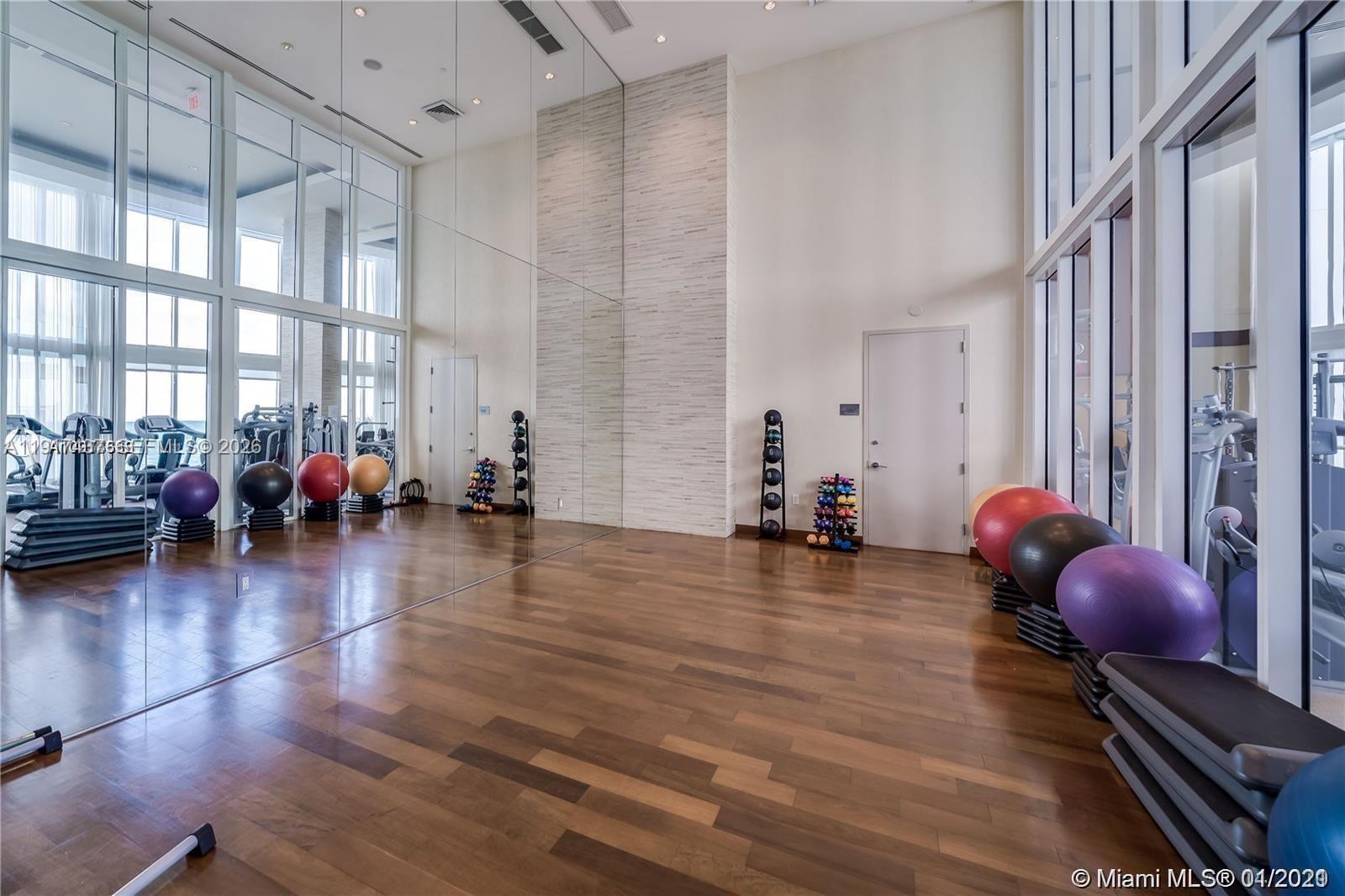 15811 Collins Ave #4107, Sunny Isles Beach FL 33160
