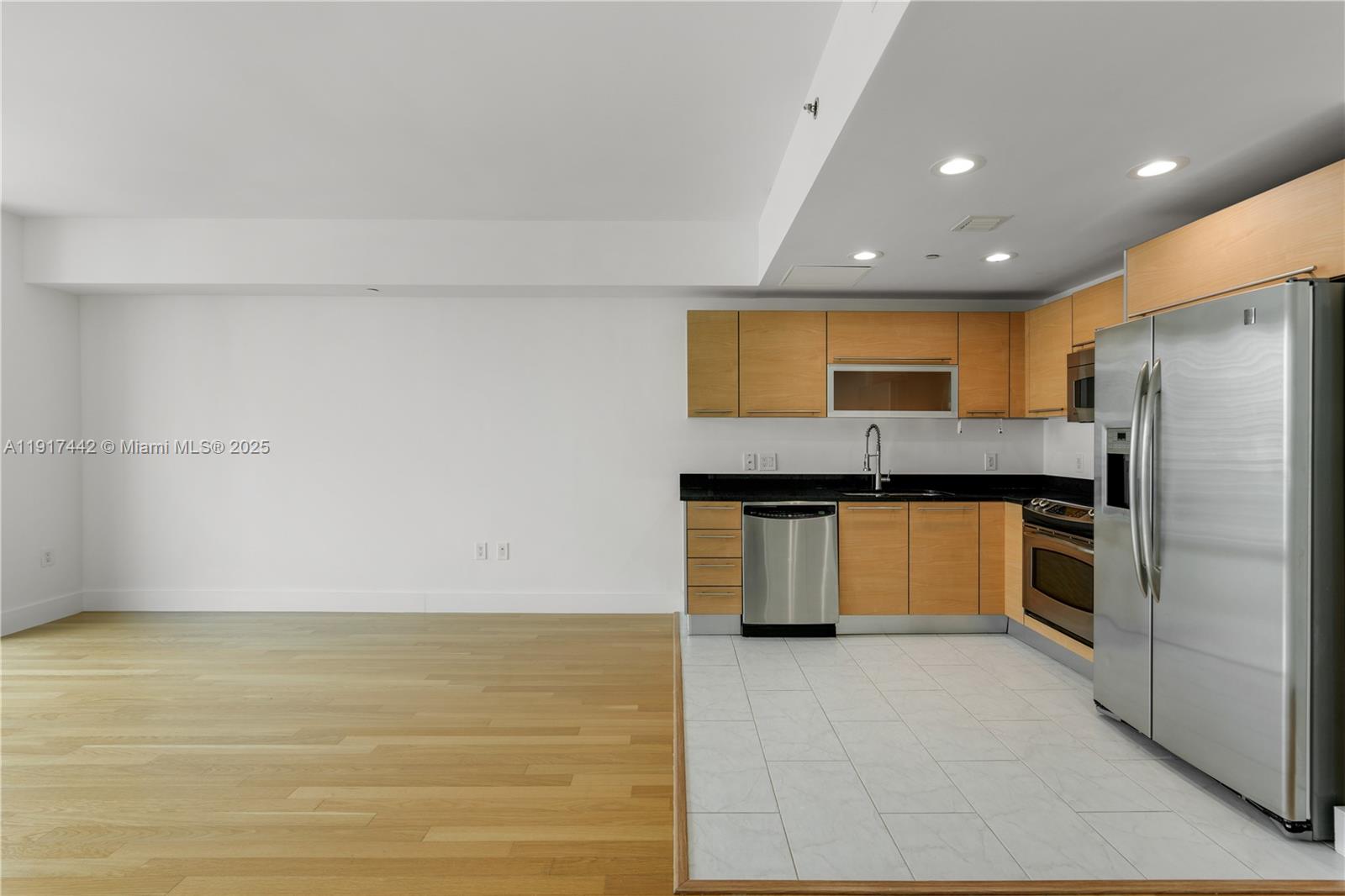 950 Brickell Bay Dr #3008, Miami FL 33131