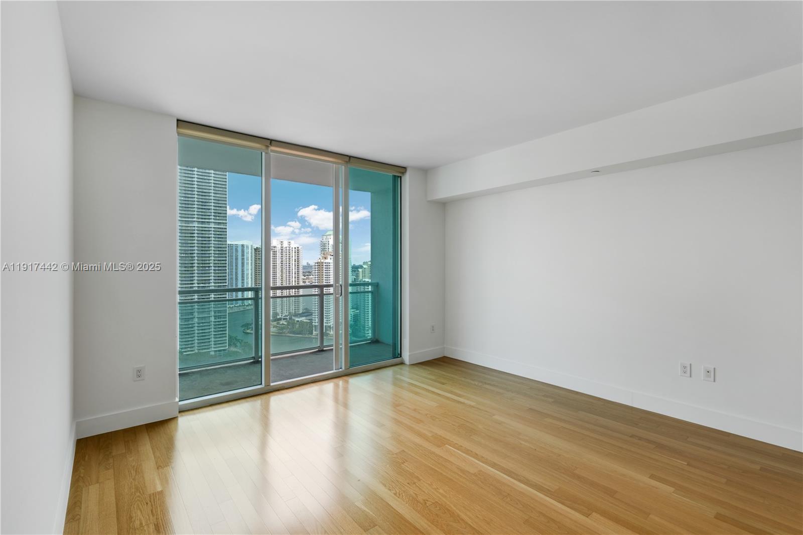 950 Brickell Bay Dr #3008, Miami FL 33131