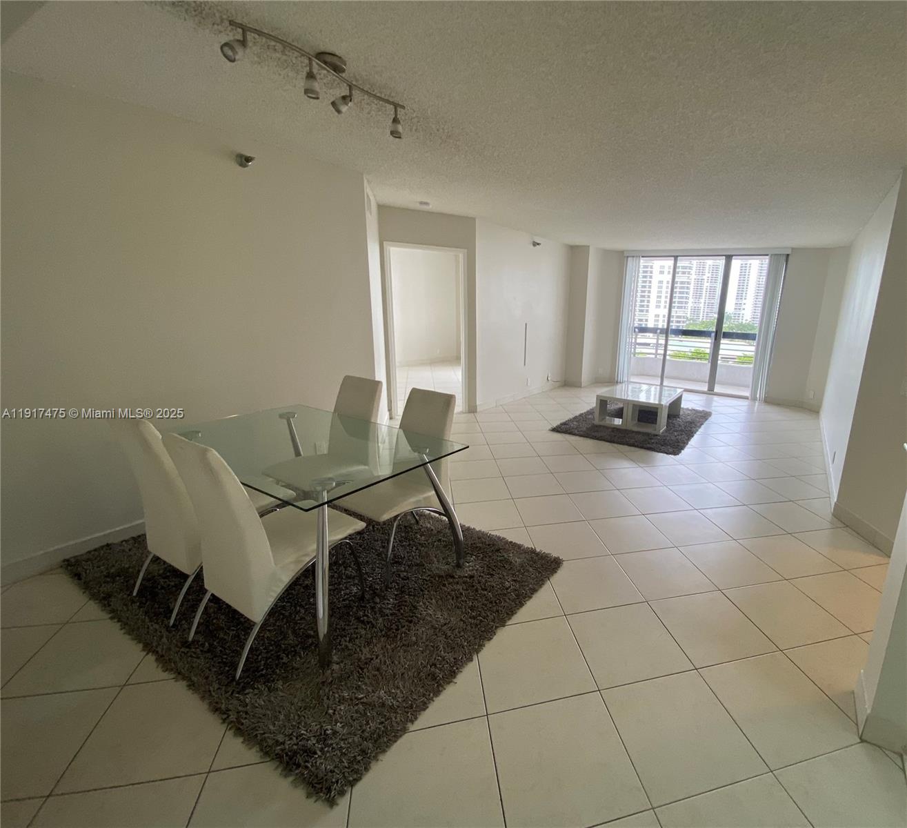 3400 NE 192nd St #1010, Aventura FL 33180