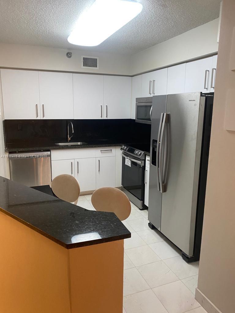 3400 NE 192nd St #1010, Aventura FL 33180