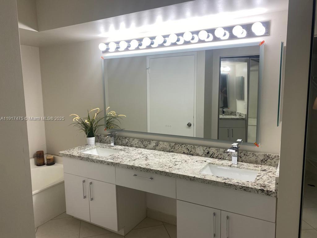 3400 NE 192nd St #1010, Aventura FL 33180