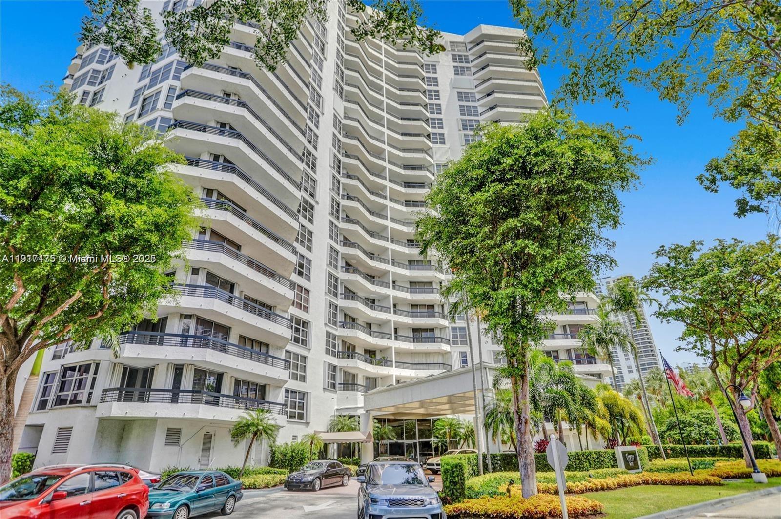 3400 NE 192nd St #1010, Aventura FL 33180