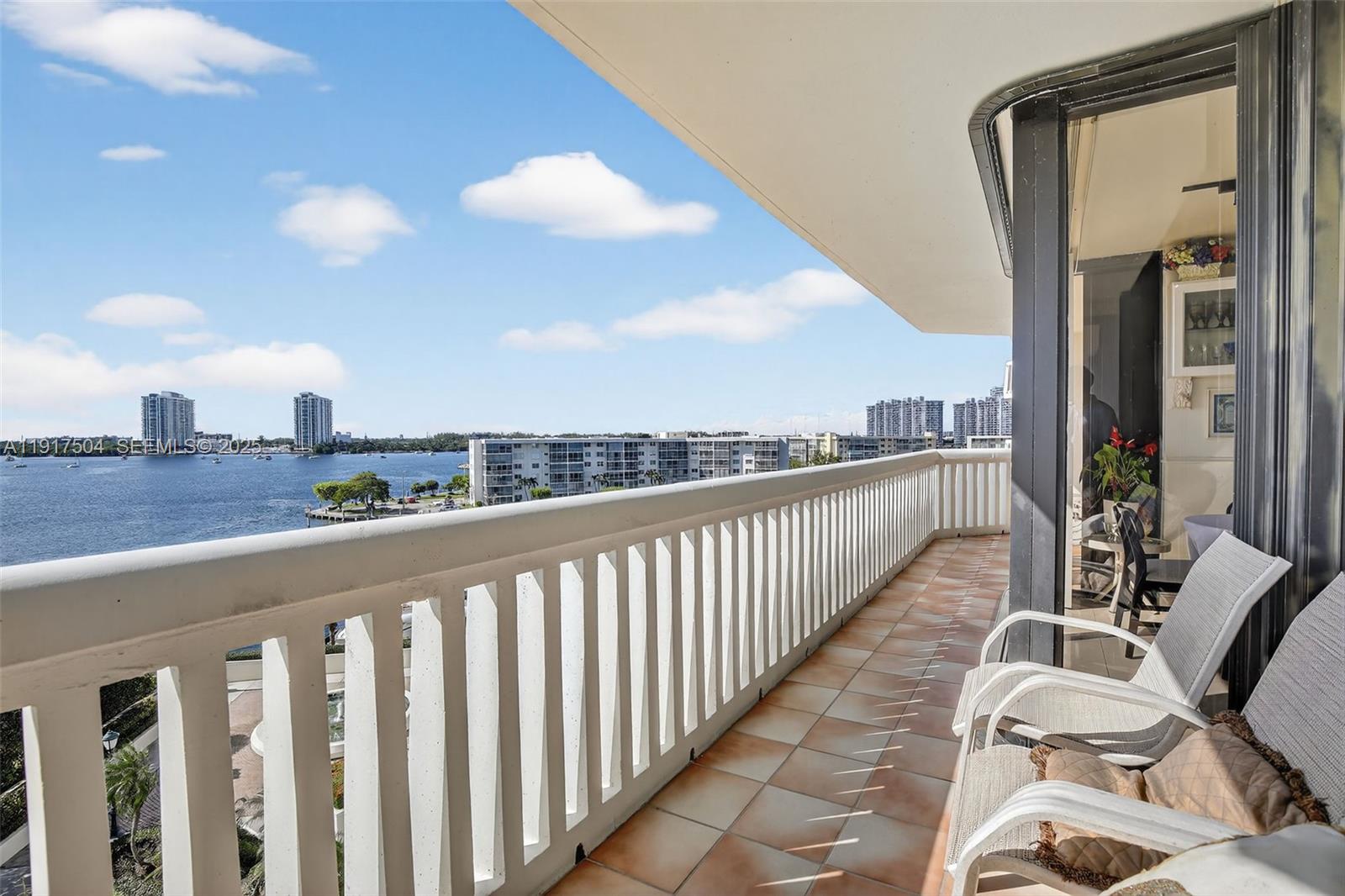 1000 Island Blvd #602, Aventura FL 33160