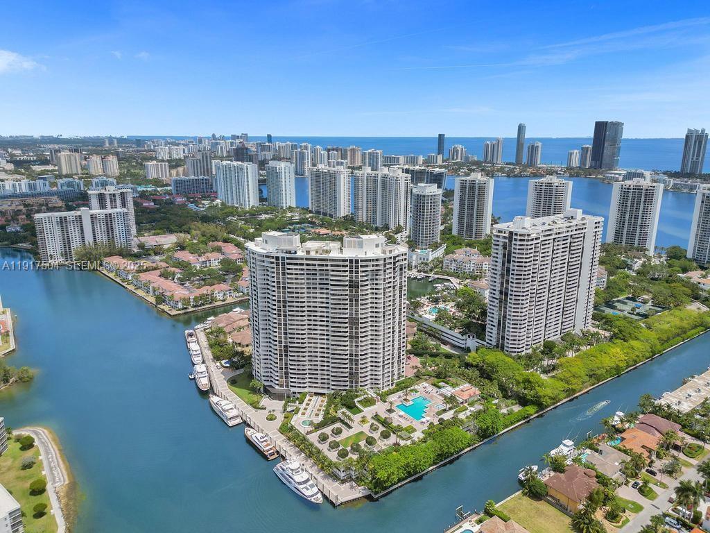 1000 Island Blvd #602, Aventura FL 33160