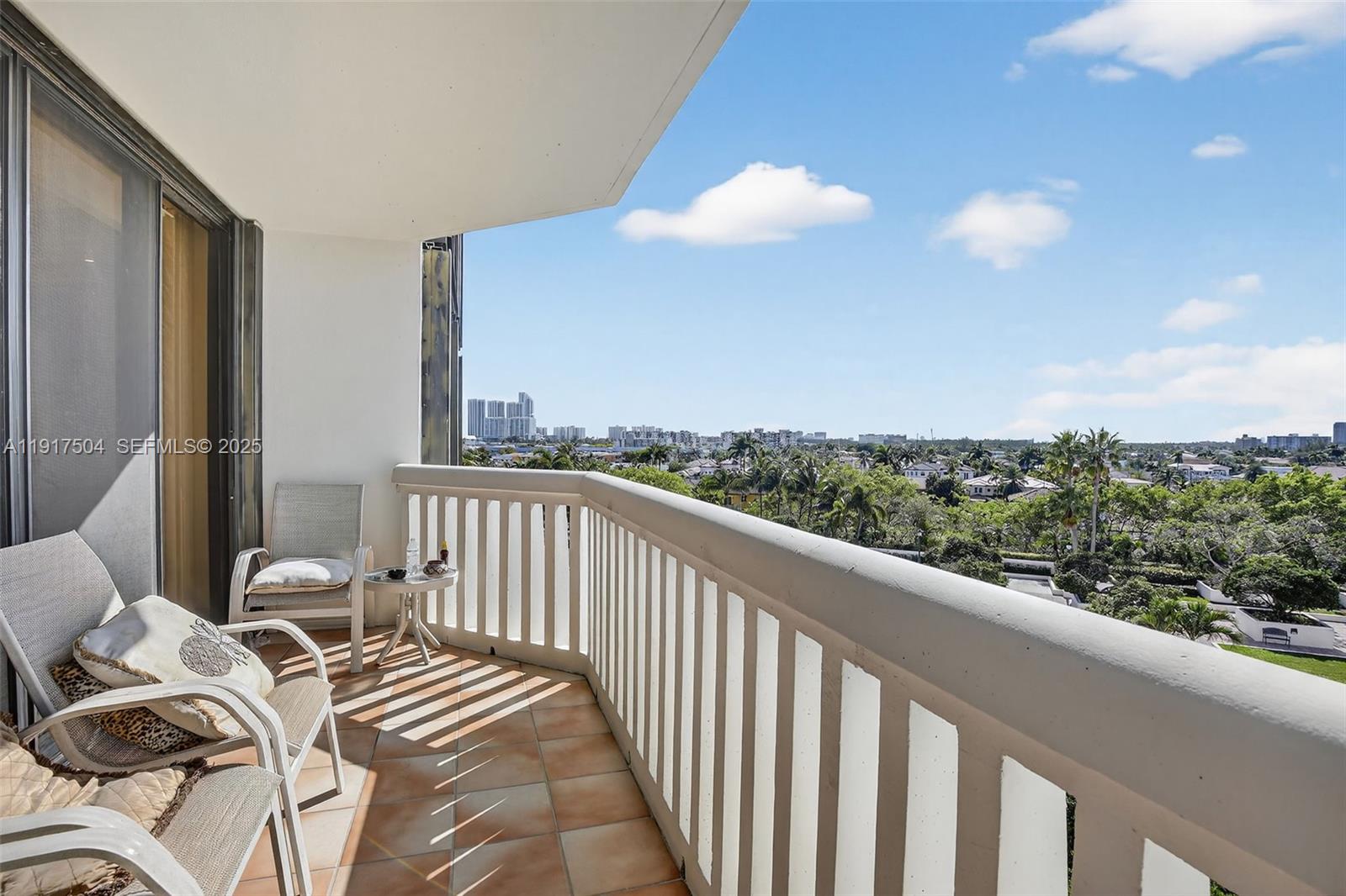 1000 Island Blvd #602, Aventura FL 33160