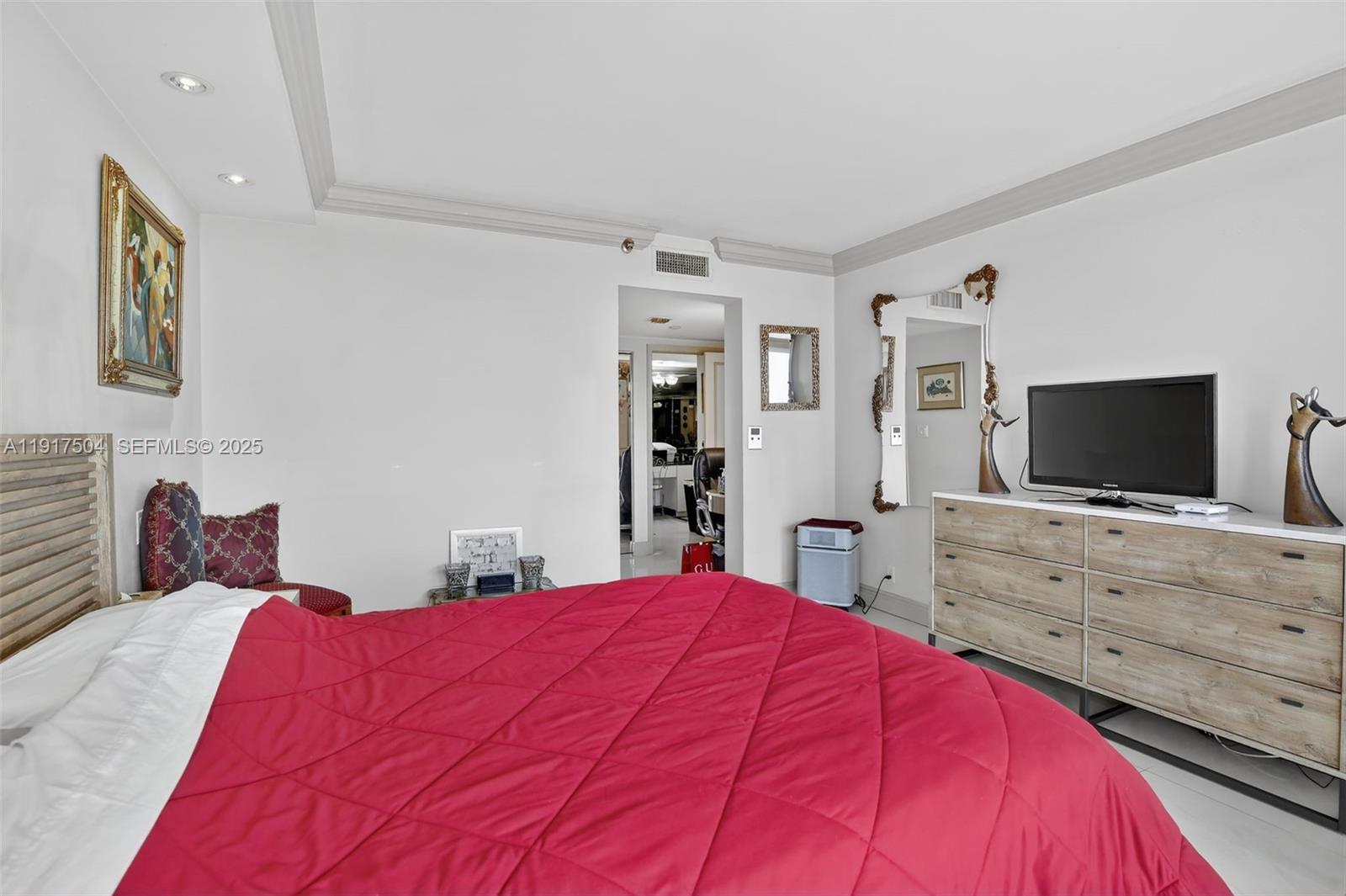 1000 Island Blvd #602, Aventura FL 33160