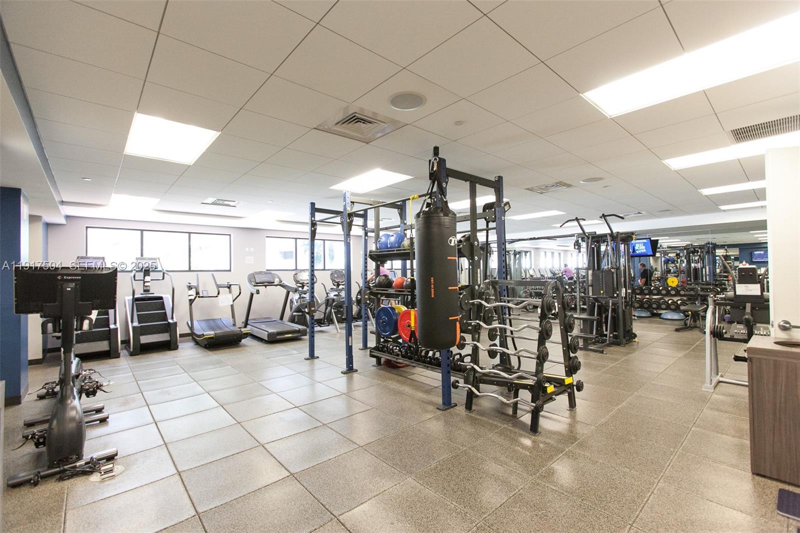 1000 Island Blvd #602, Aventura FL 33160