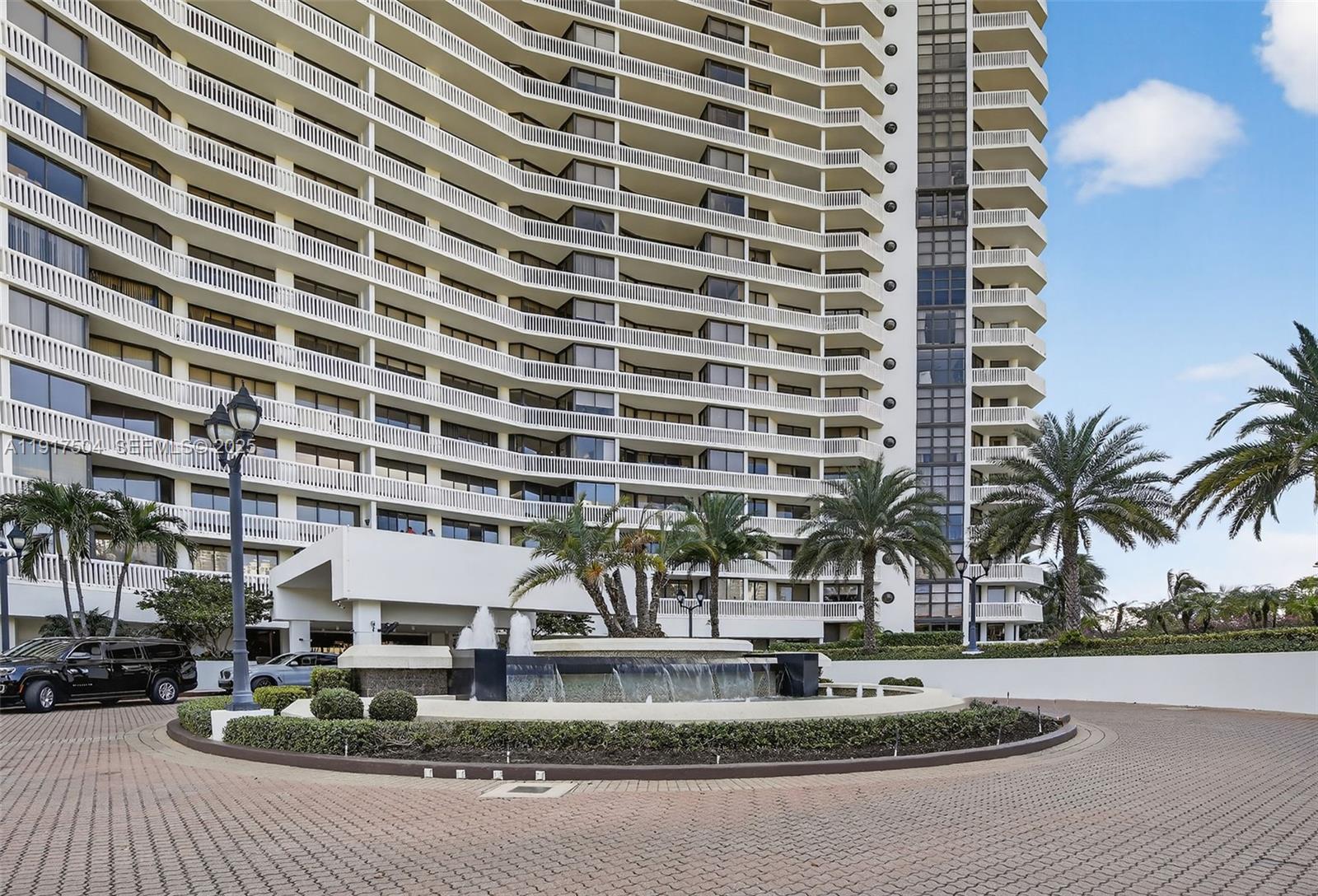 1000 Island Blvd #602, Aventura FL 33160
