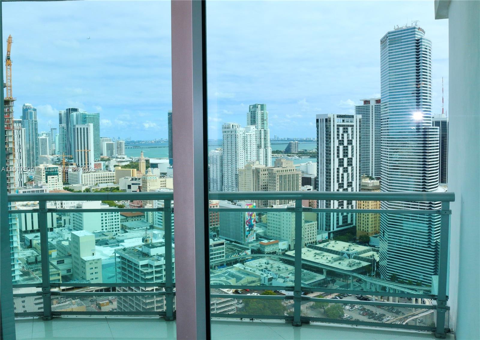 350 S Miami Ave #3813, Miami FL 33130