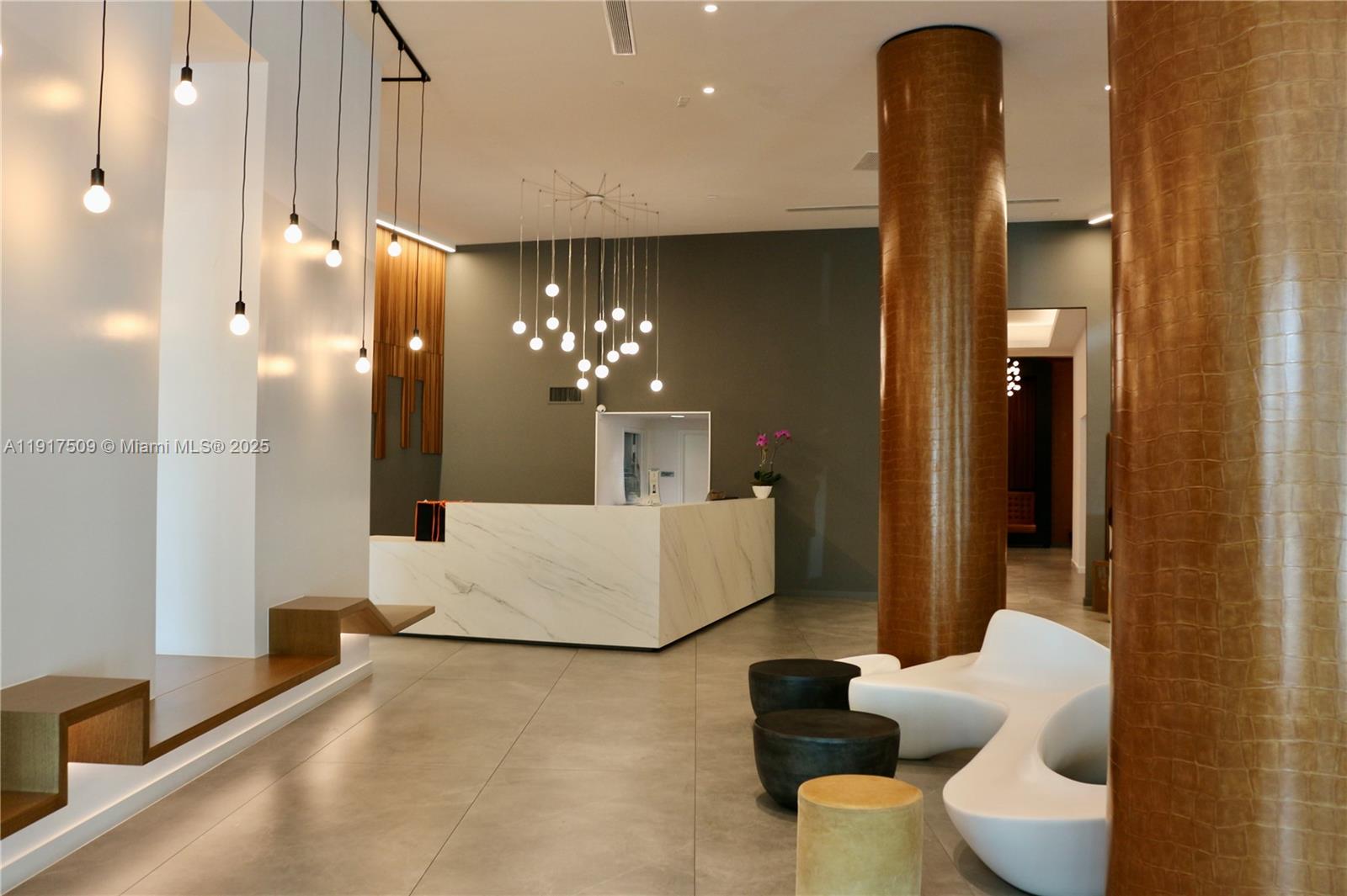 350 S Miami Ave #3813, Miami FL 33130