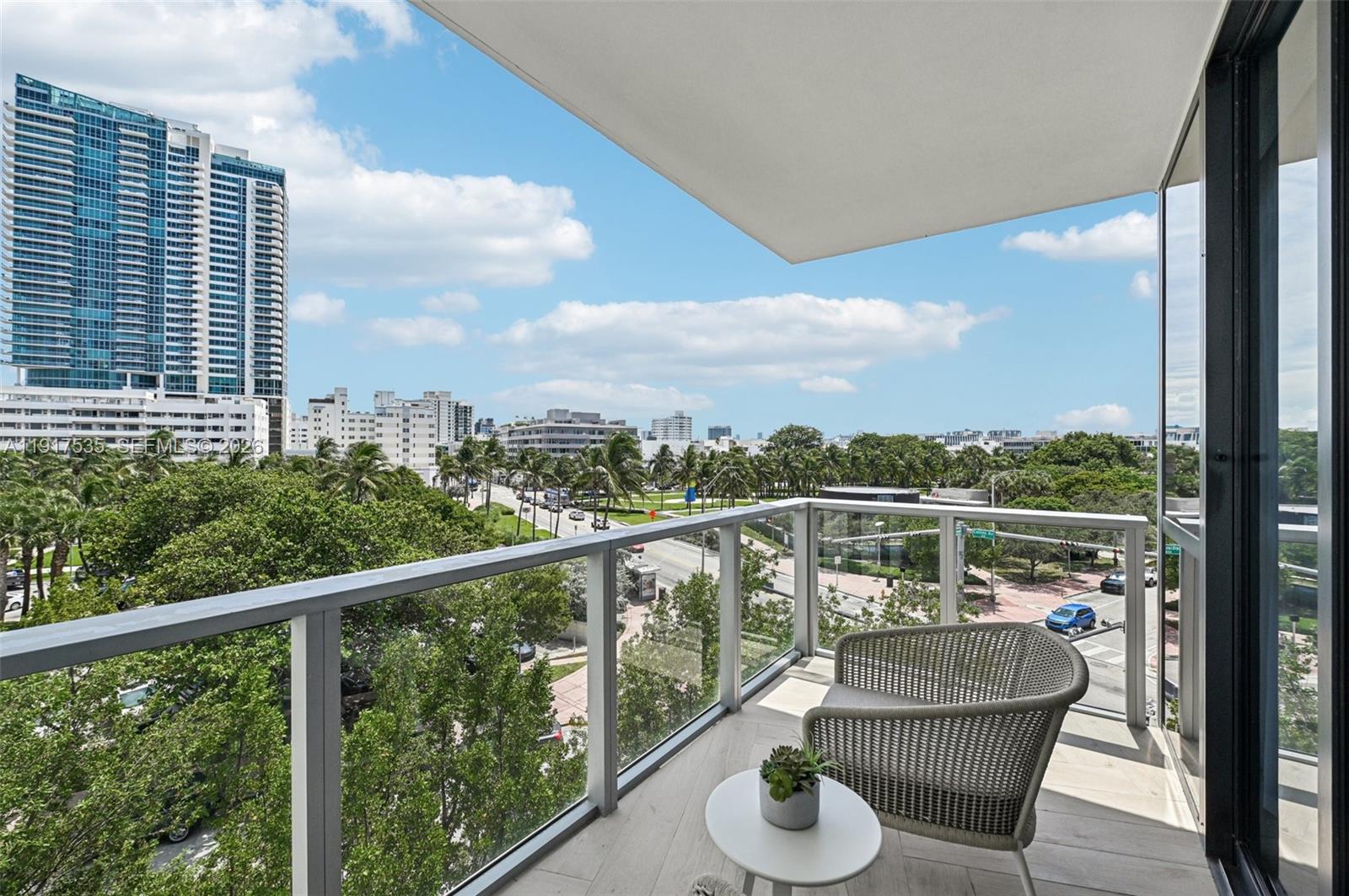 2201 Collins Ave #401, Miami Beach FL 33139