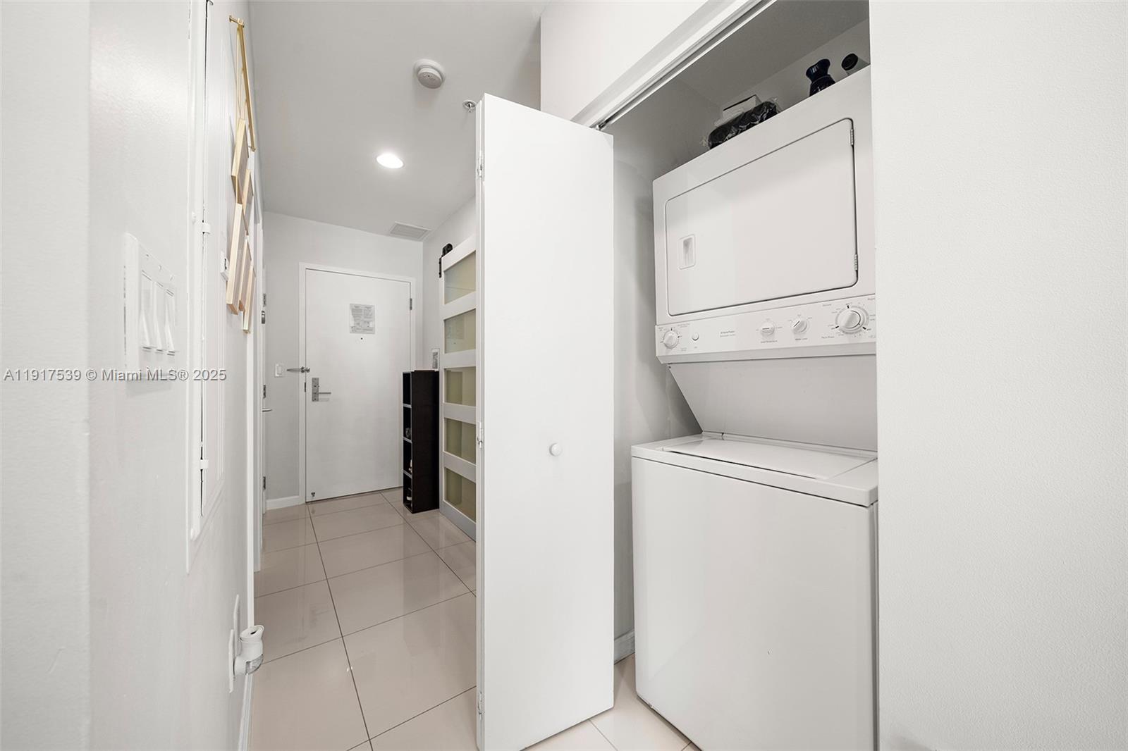 7930 East Dr #1206, North Bay Village FL 33141