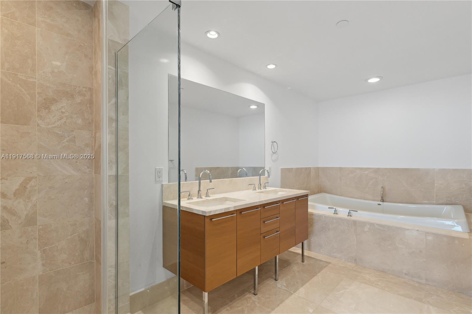 17001 Collins Ave #3102, Sunny Isles Beach FL 33160
