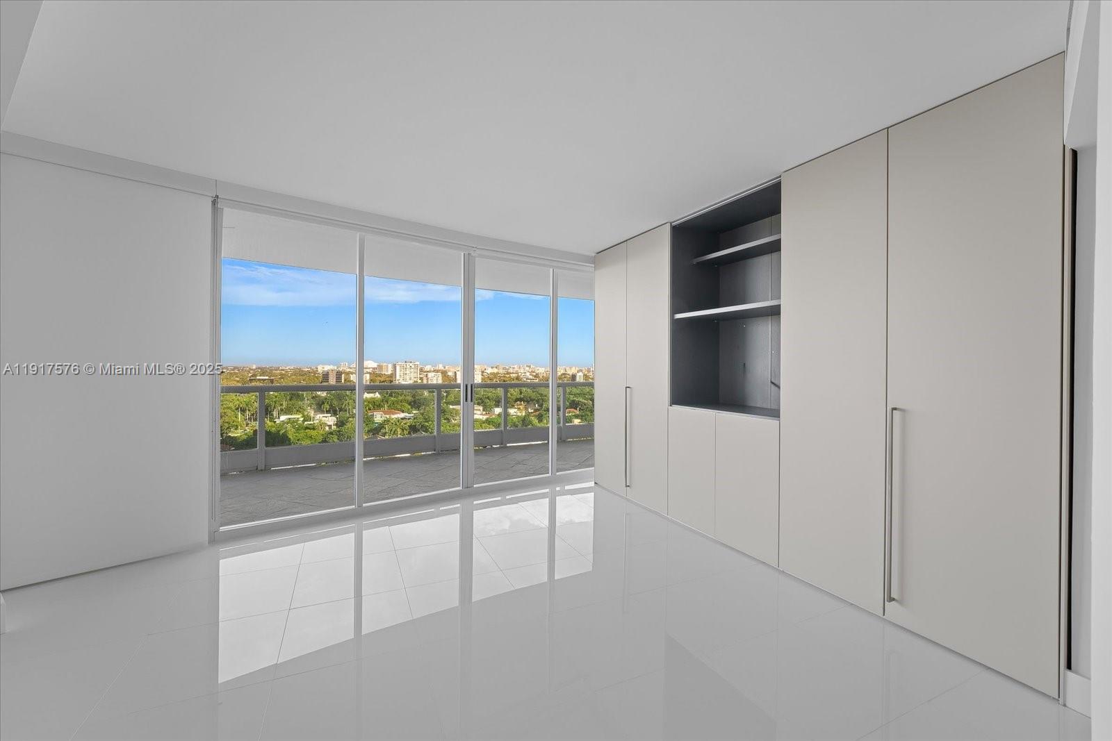 2127 Brickell Ave #1606, Miami FL 33129