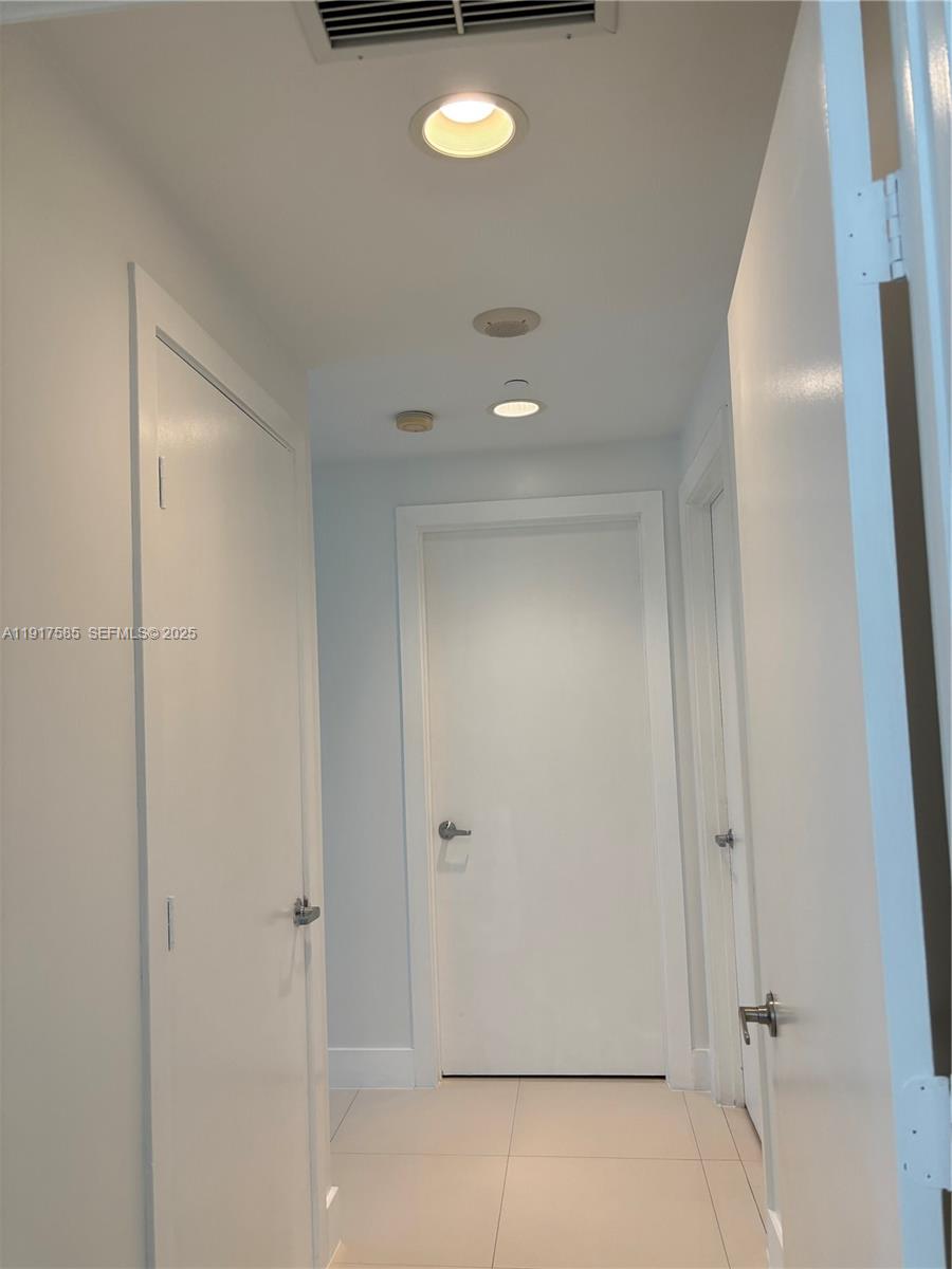 1050 Brickell Ave #3014, Miami FL 33131