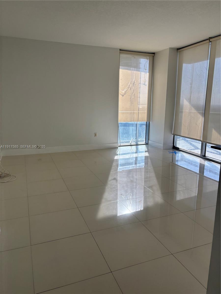 1050 Brickell Ave #3014, Miami FL 33131