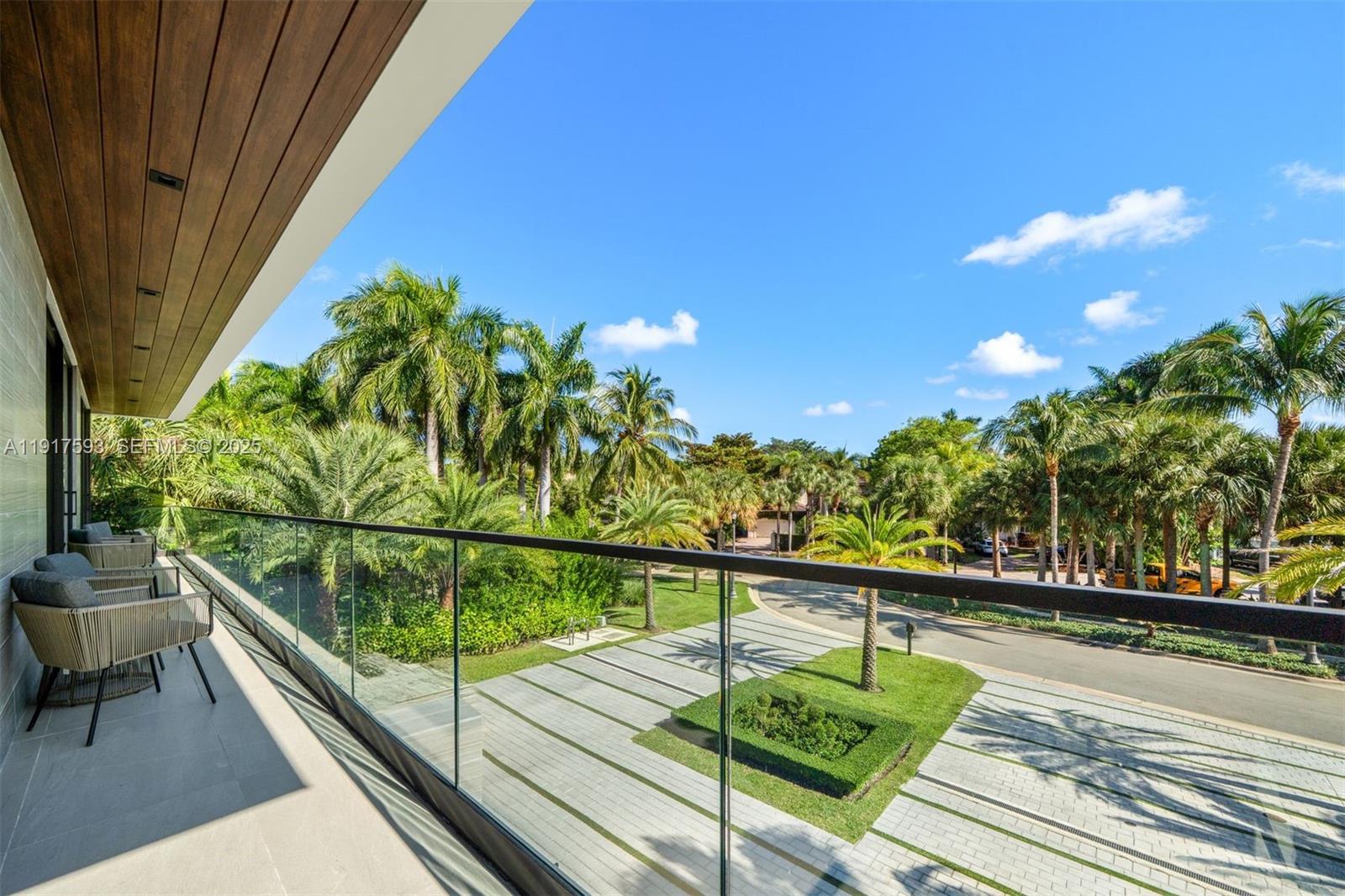342 S Parkway, Golden Beach FL 33160