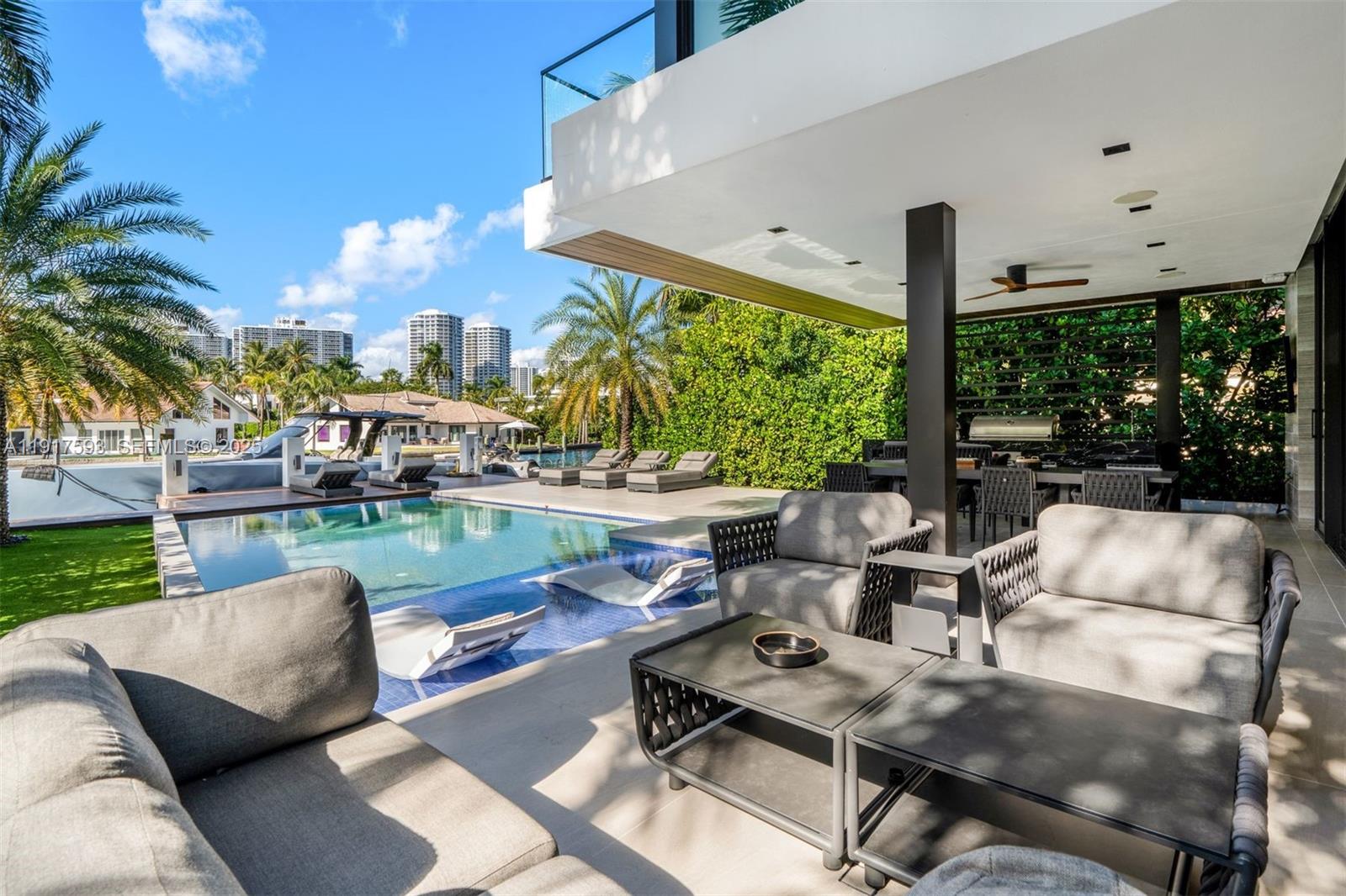342 S Parkway, Golden Beach FL 33160