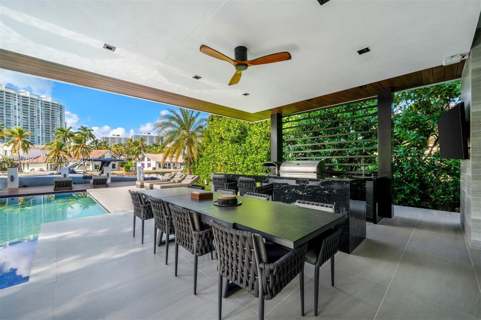 342 S Parkway, Golden Beach FL 33160