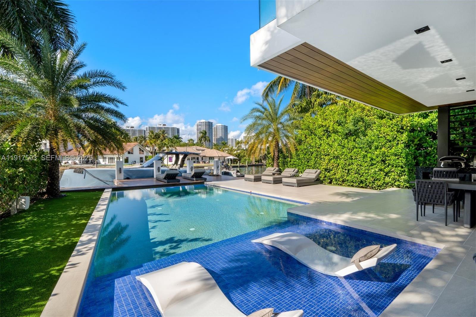 342 S Parkway, Golden Beach FL 33160