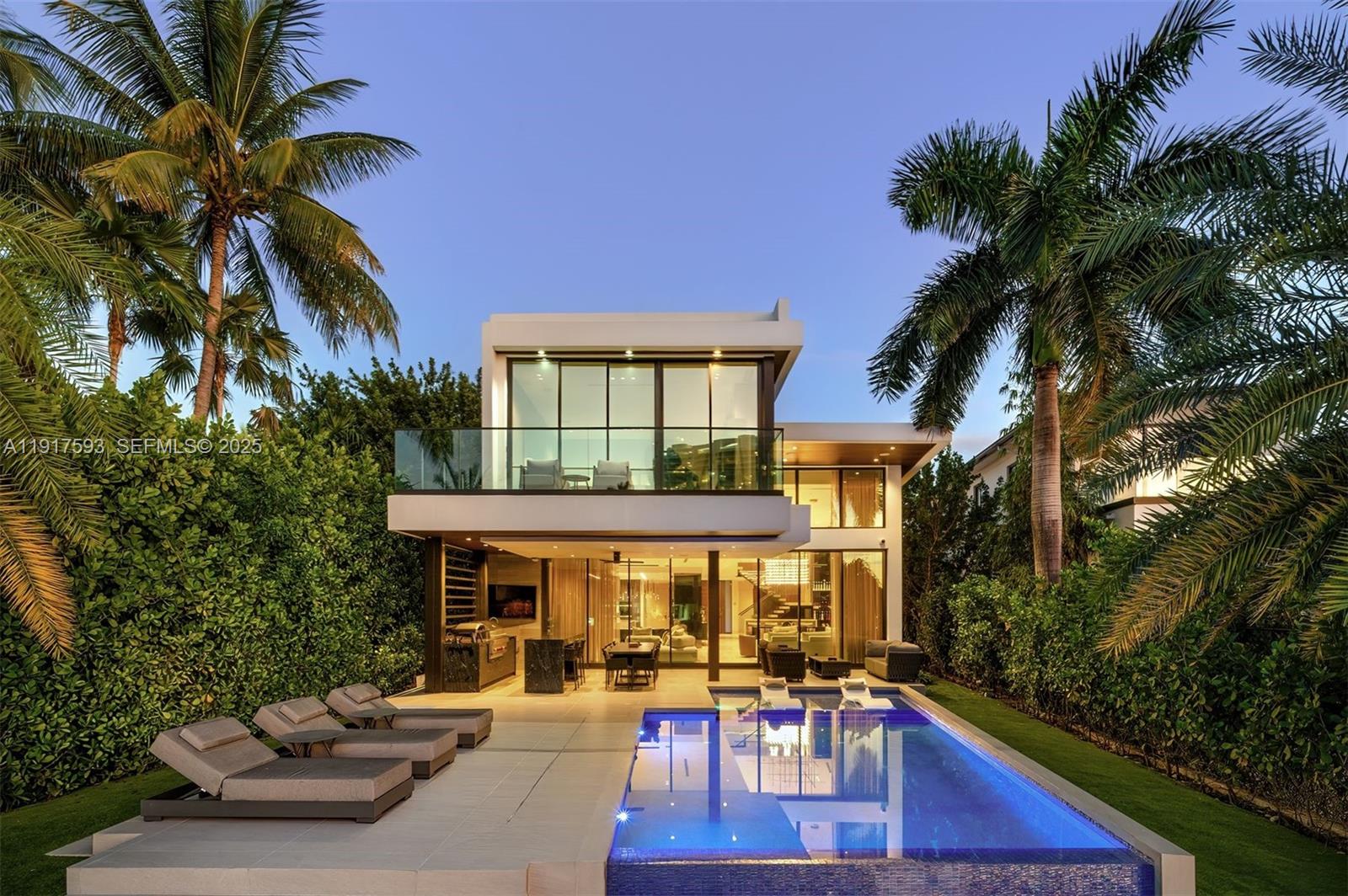 342 S Parkway, Golden Beach FL 33160
