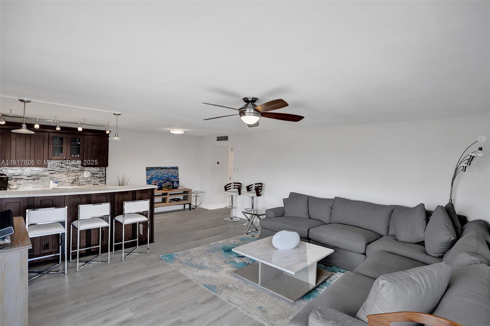 1160 Hillsboro Mile #701, Hillsboro Beach FL 33062