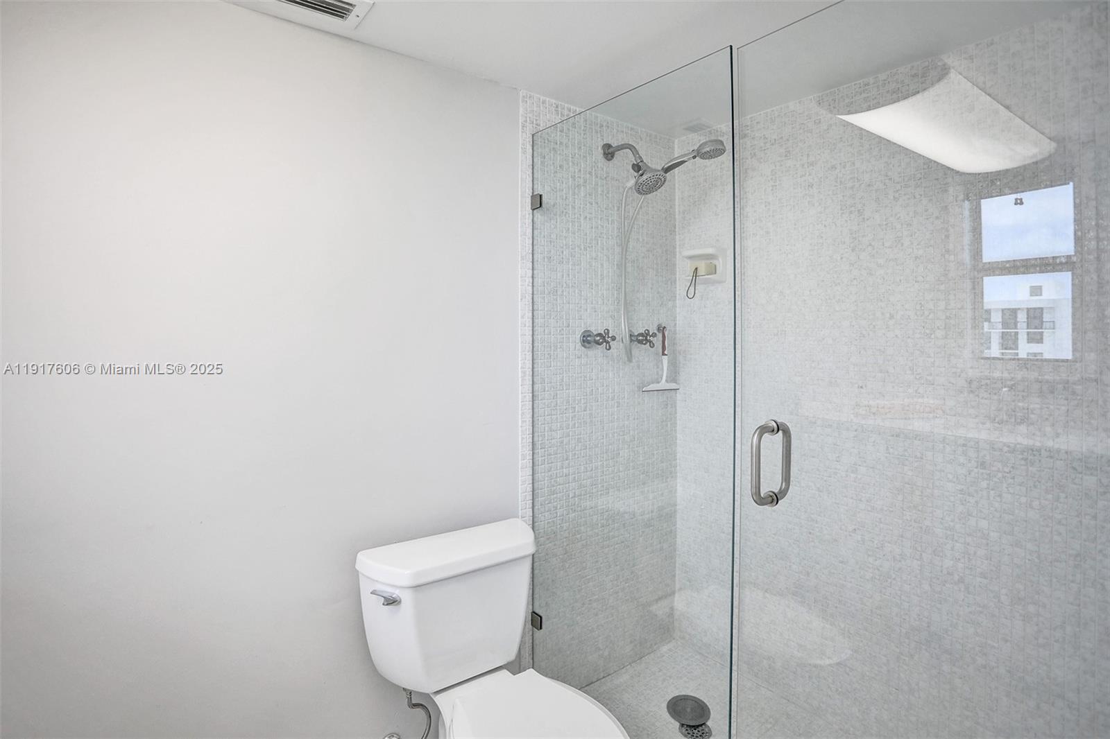 1160 Hillsboro Mile #701, Hillsboro Beach FL 33062