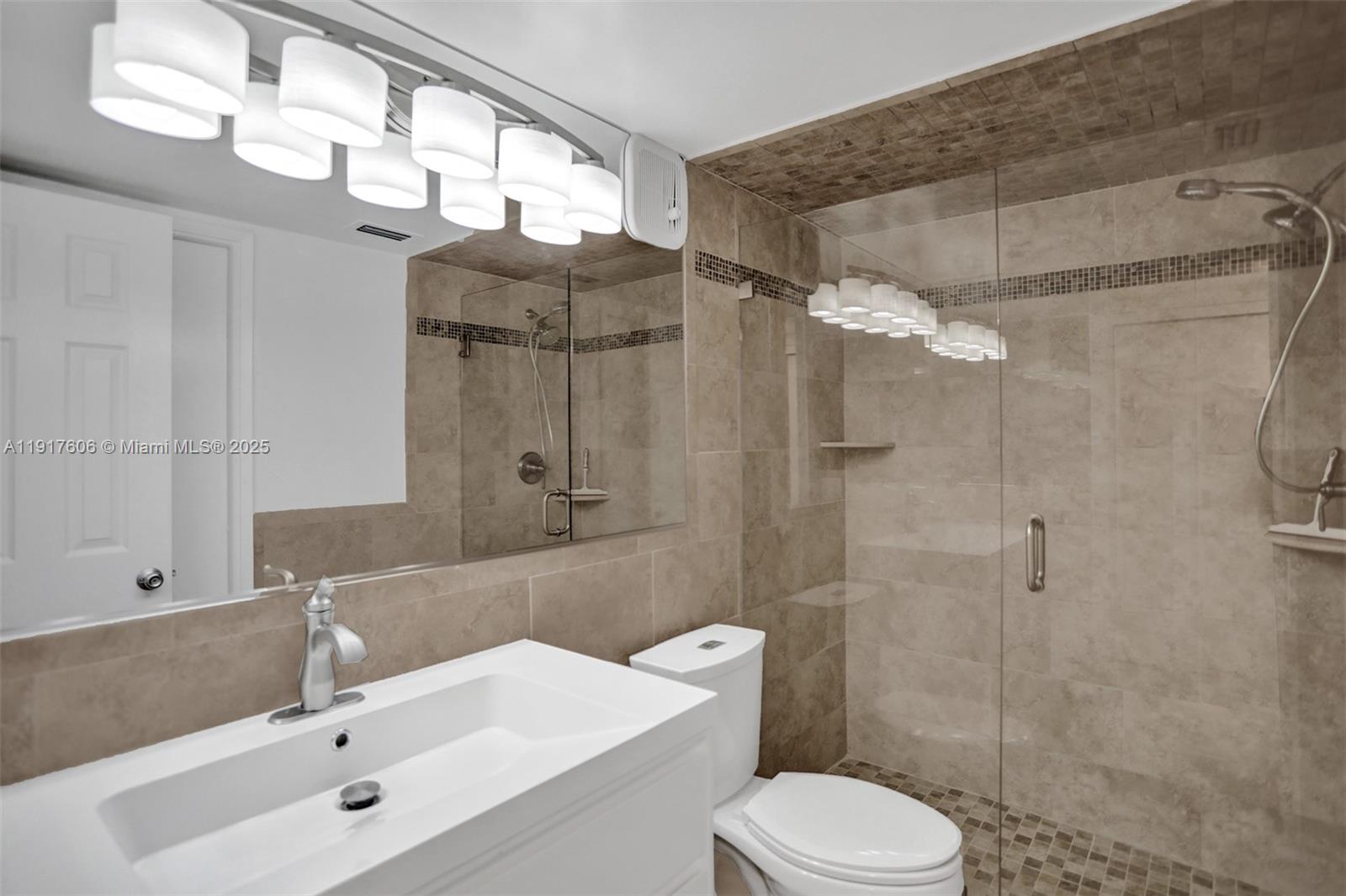 1160 Hillsboro Mile #701, Hillsboro Beach FL 33062