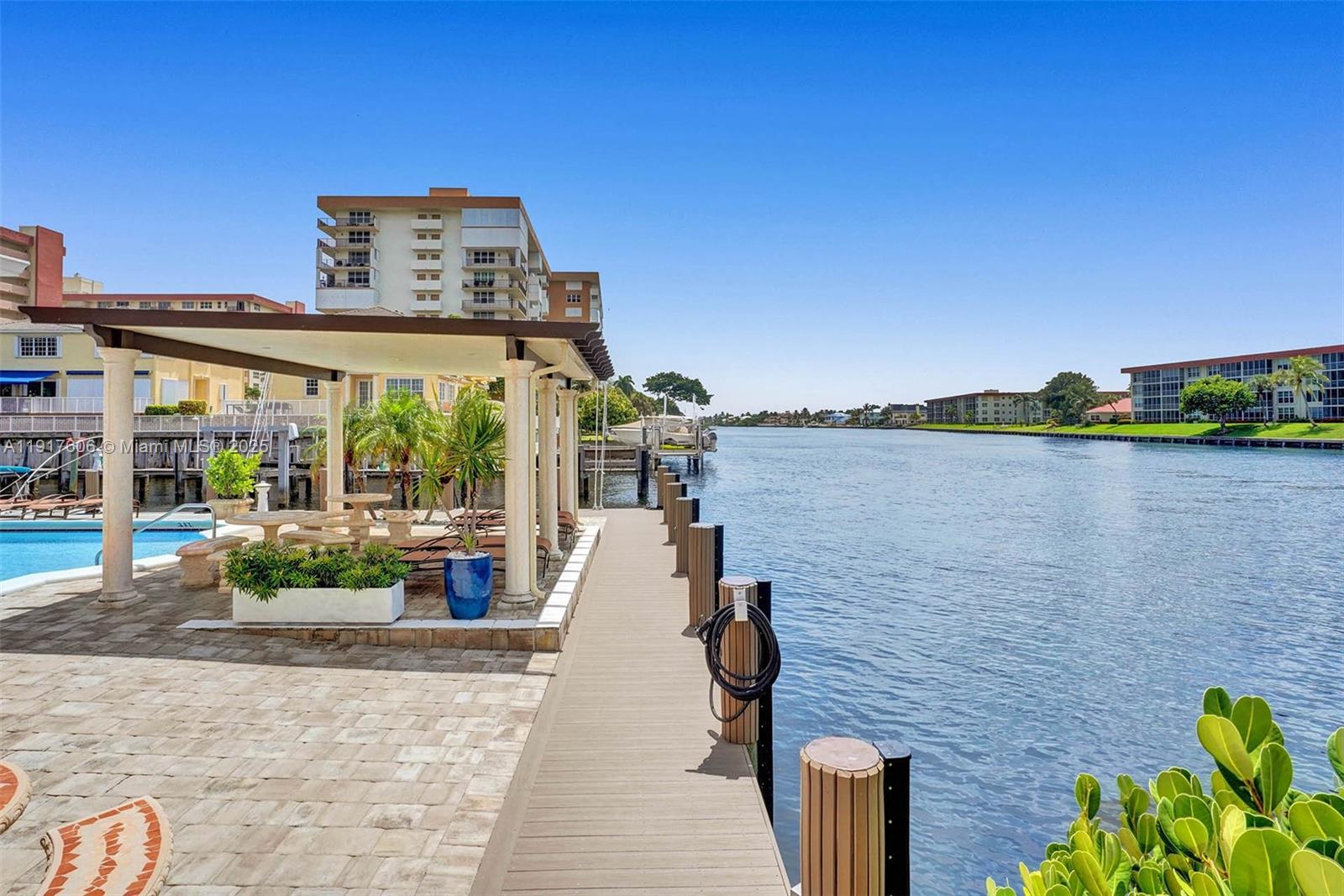 1160 Hillsboro Mile #701, Hillsboro Beach FL 33062