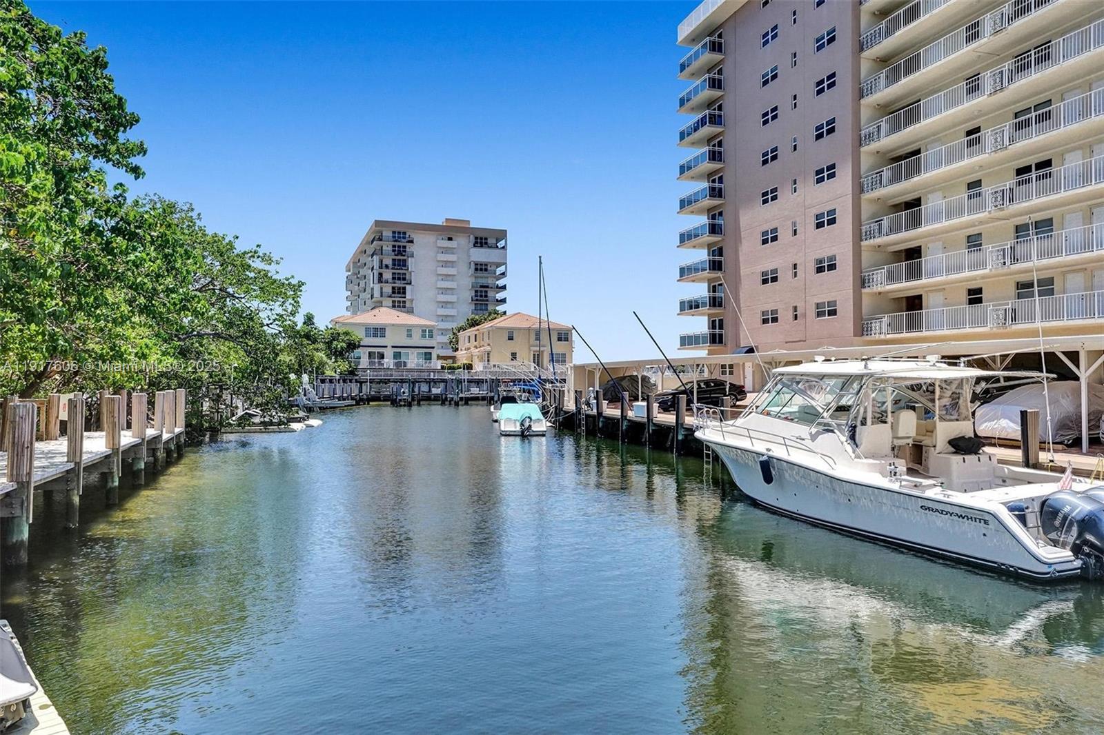 1160 Hillsboro Mile #701, Hillsboro Beach FL 33062