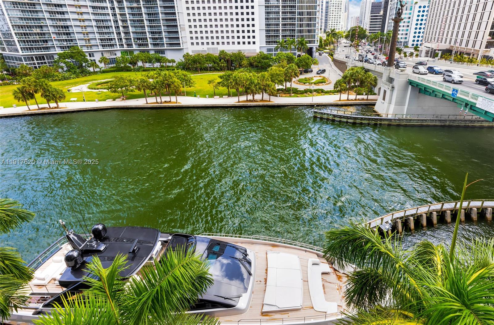 200 Biscayne Boulevard Way #504, Miami FL 33131