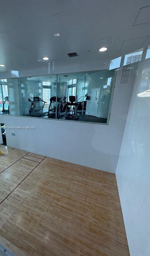 350 S Miami Ave #3215, Miami FL 33130