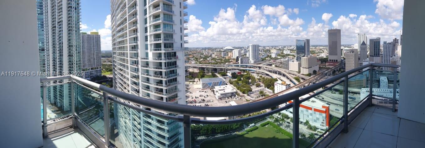 350 S Miami Ave #3215, Miami FL 33130