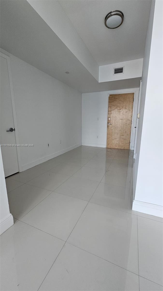 350 S Miami Ave #3215, Miami FL 33130