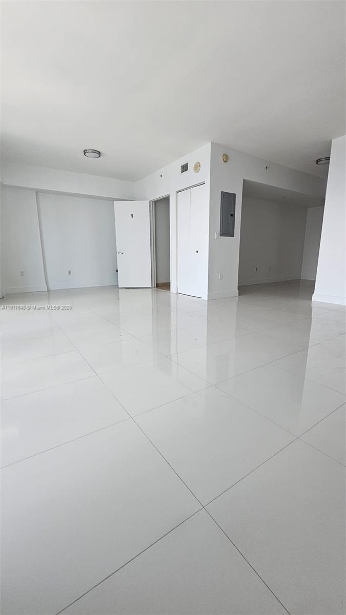 350 S Miami Ave #3215, Miami FL 33130