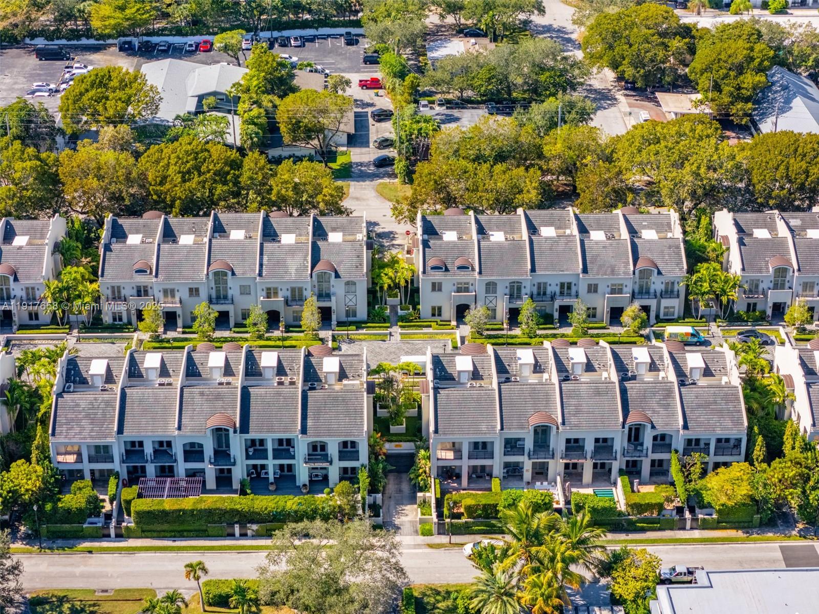 7490 SW 56th Ct, Miami FL 33143