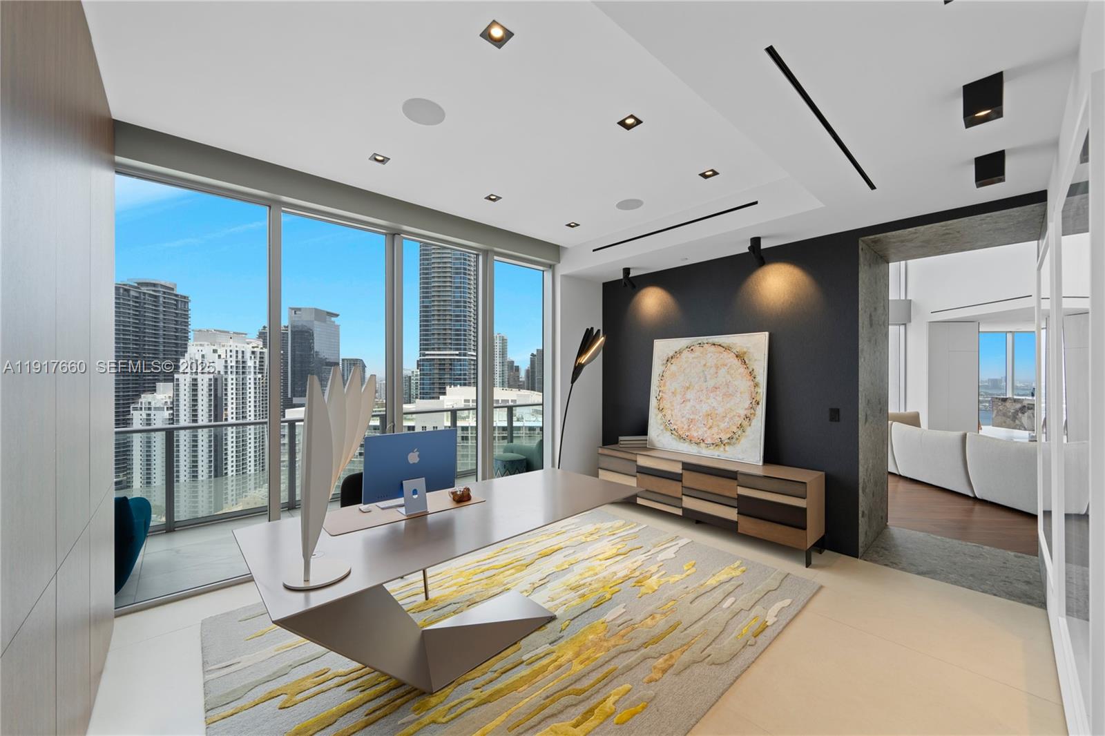 1300 Brickell Bay Dr #4401, Miami FL 33131