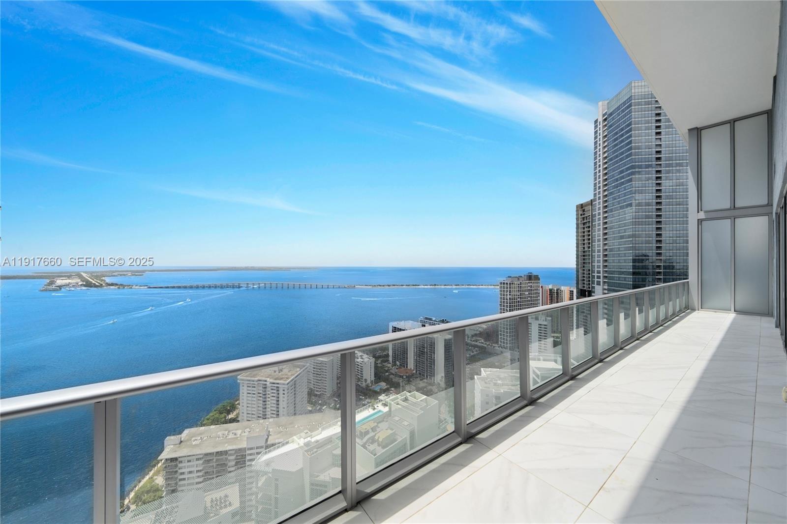 1300 Brickell Bay Dr #4401, Miami FL 33131