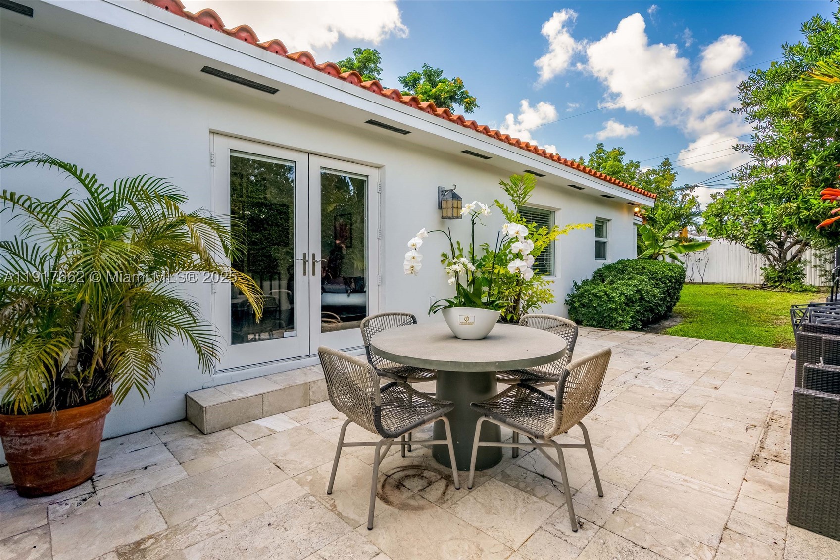 1360 SW 16th St, Miami FL 33145