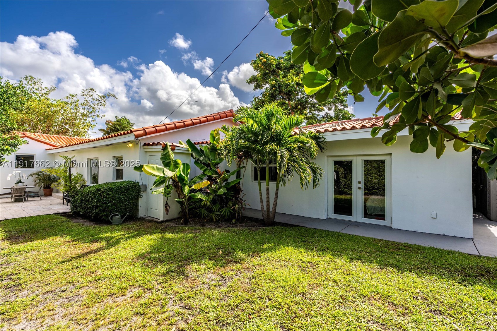 1360 SW 16th St, Miami FL 33145