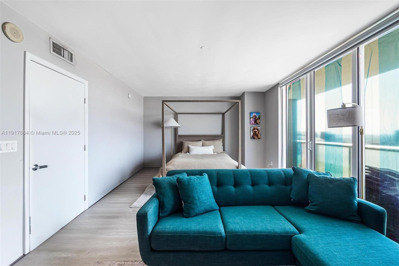 50 Biscayne Blvd #5209, Miami FL 33132