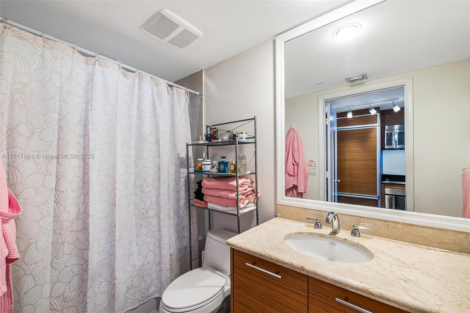 50 Biscayne Blvd #5209, Miami FL 33132