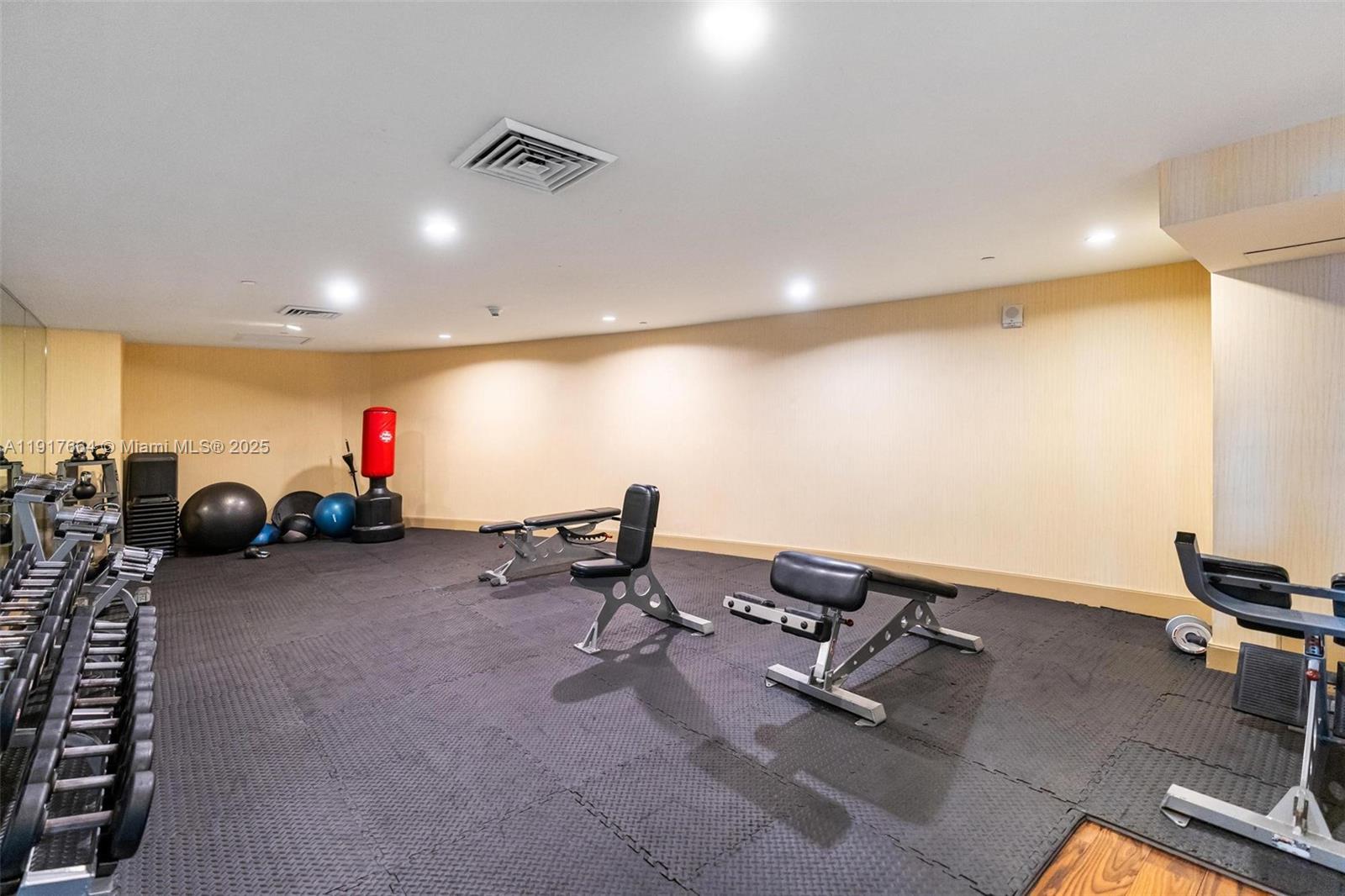 50 Biscayne Blvd #5209, Miami FL 33132