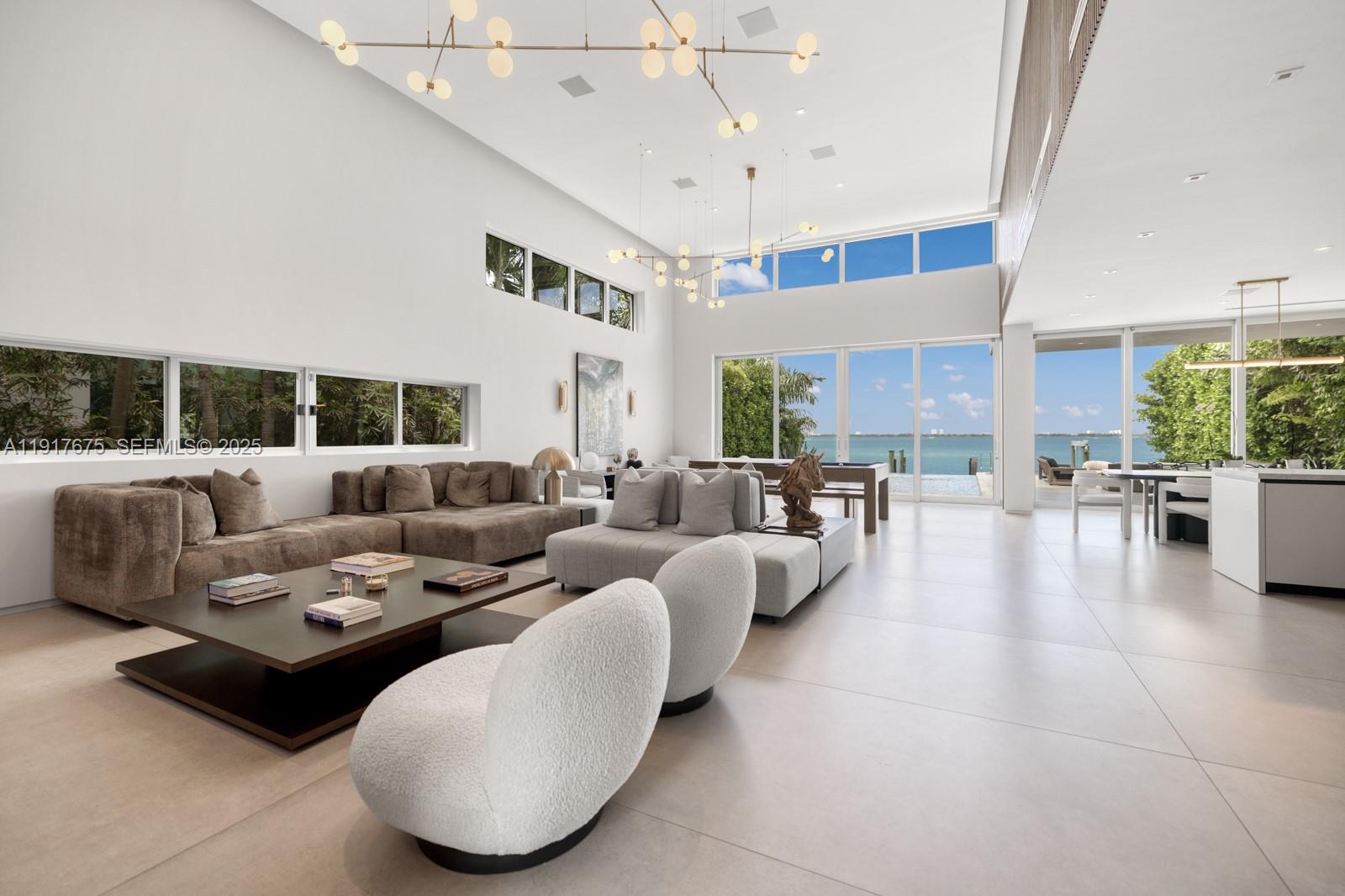 1379 N Venetian Way, Miami FL 33139