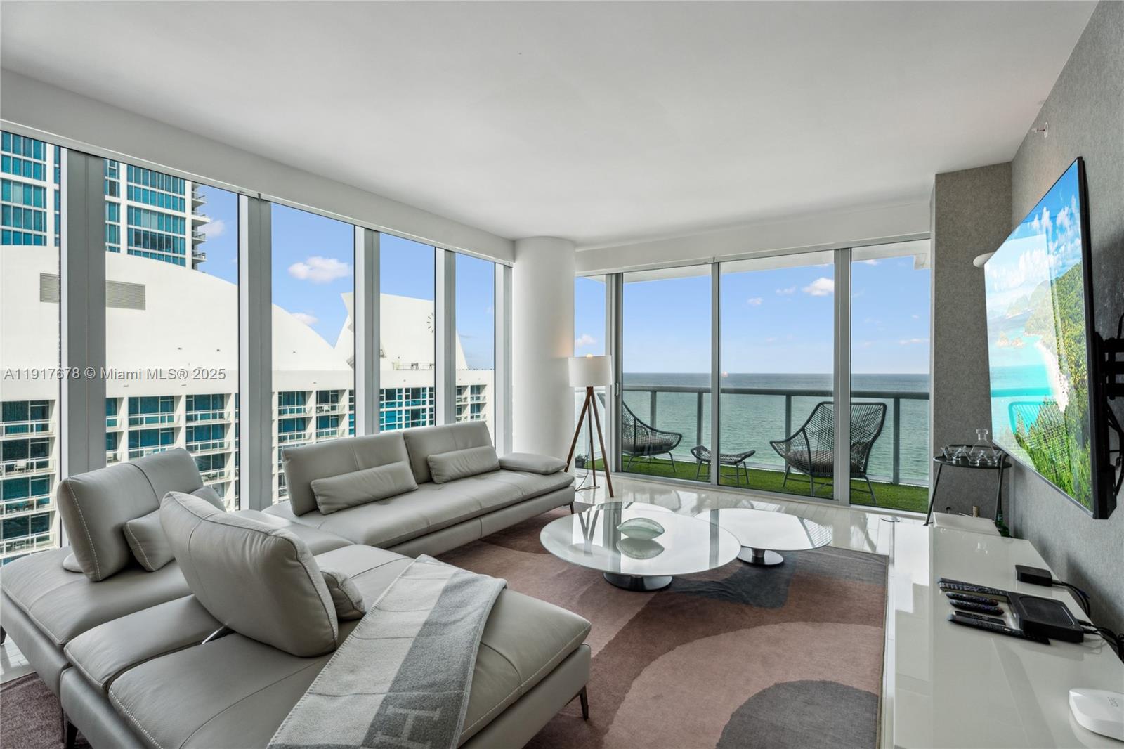 6799 Collins Ave #1602, Miami Beach FL 33141