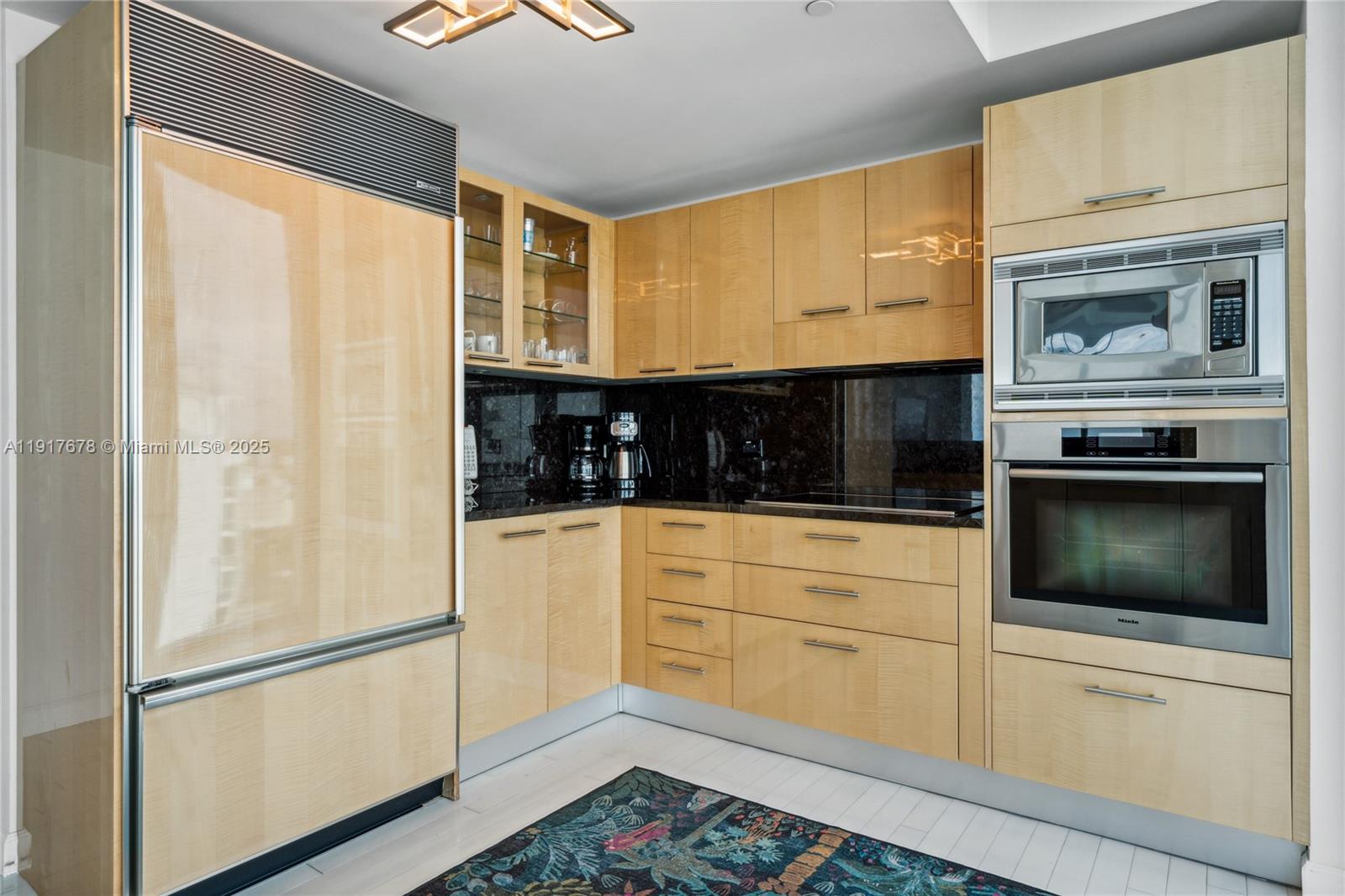 6799 Collins Ave #1602, Miami Beach FL 33141